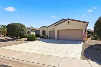 19619 Wessex Dr, Surprise, AZ 85387