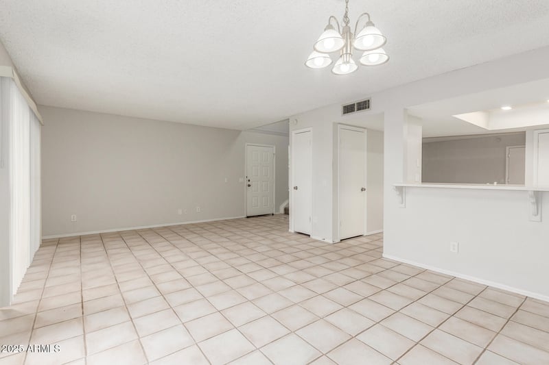 1962 Blackstone Dr, Chandler, AZ 85224