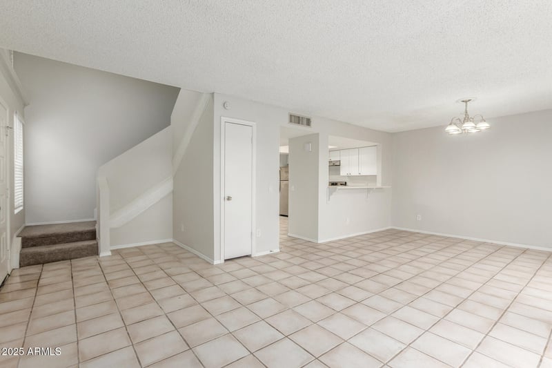 1962 Blackstone Dr, Chandler, AZ 85224