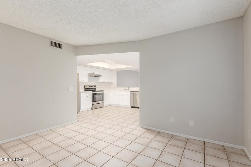 1962 Blackstone Dr, Chandler, AZ 85224
