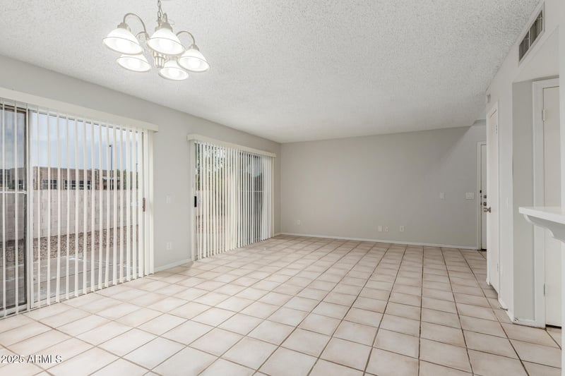 1962 Blackstone Dr, Chandler, AZ 85224