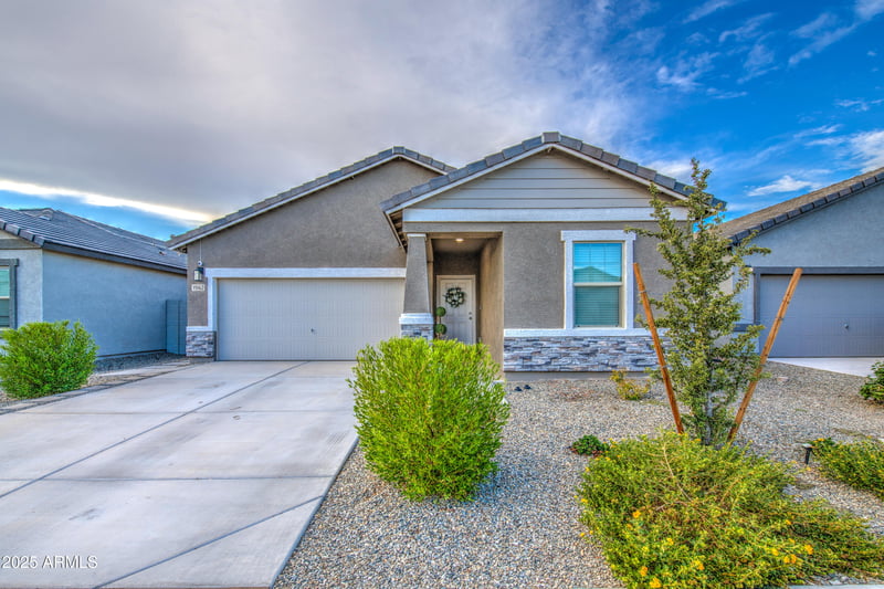 1962 Driftwood Dr, San Tan Valley, AZ 85140
