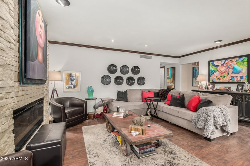 1962 Ranch Rd, Tempe, AZ 85284