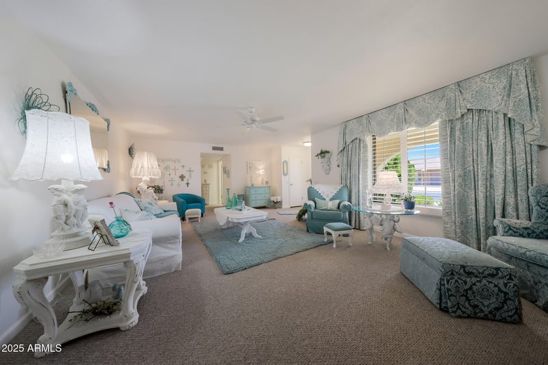19620 Concho Cir, Sun City, AZ 85373