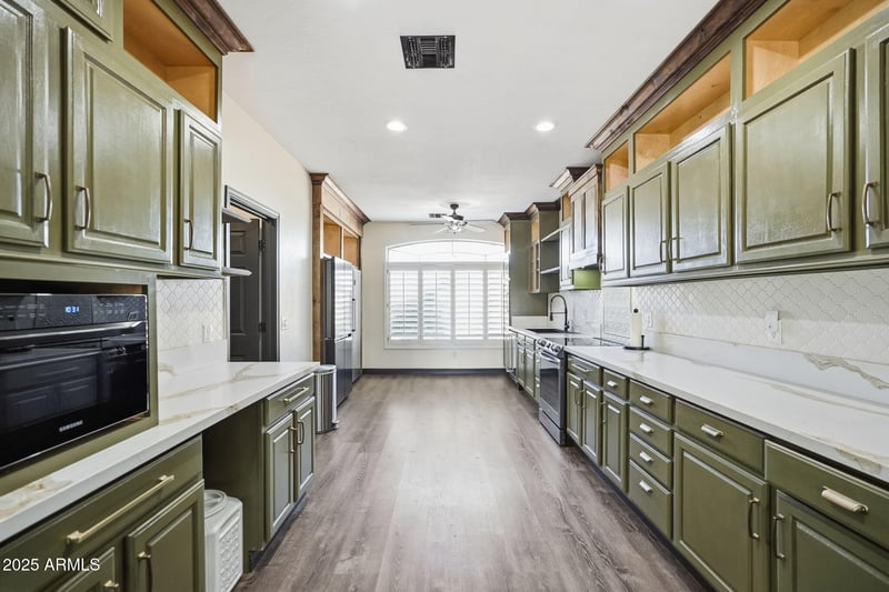 19623 Meadowbrook Ave, Litchfield Park, AZ 85340