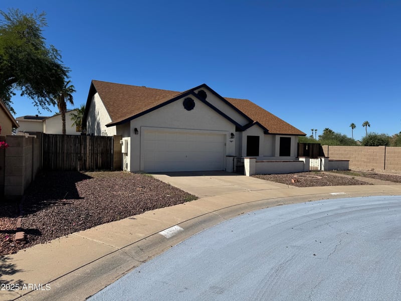 19624 47th Ln, Glendale, AZ 85308