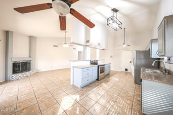 19624 47th Ln, Glendale, AZ 85308