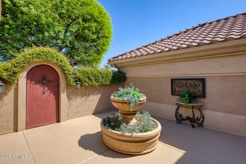 19627 N White Rock Dr, Sun City West, AZ 85375