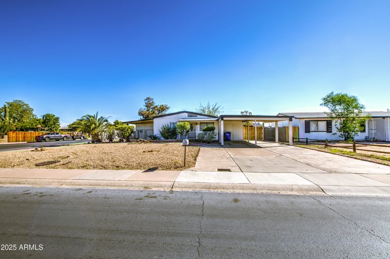1963 Michigan Ave, Phoenix, AZ 85022