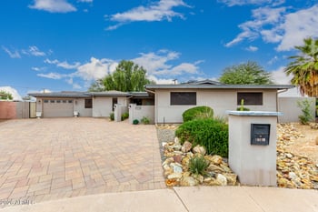 19630 18th Dr, Phoenix, AZ 85027