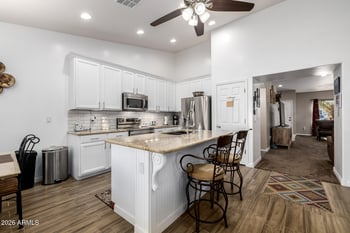 1964 Sawtooth Way, San Tan Valley, AZ 85144