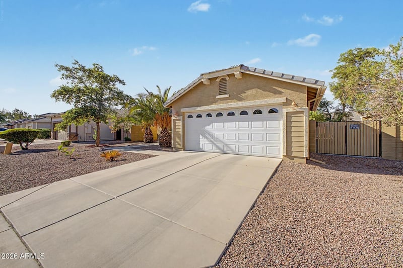 1964 W Sawtooth Way, San Tan Valley, AZ 85144