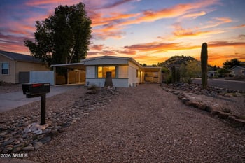 19640 25th Pl, Phoenix, AZ 85050