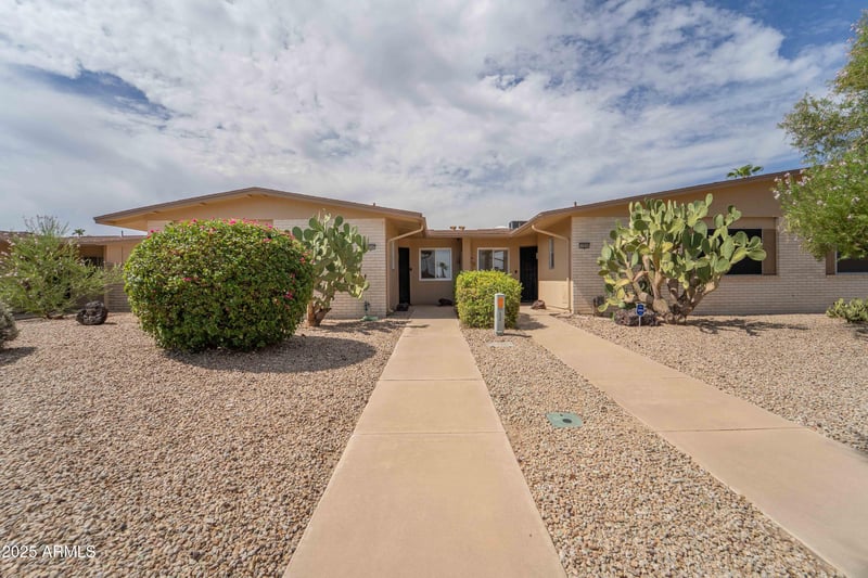 19642 Camino Del Sol Rd, Sun City West, AZ 85375