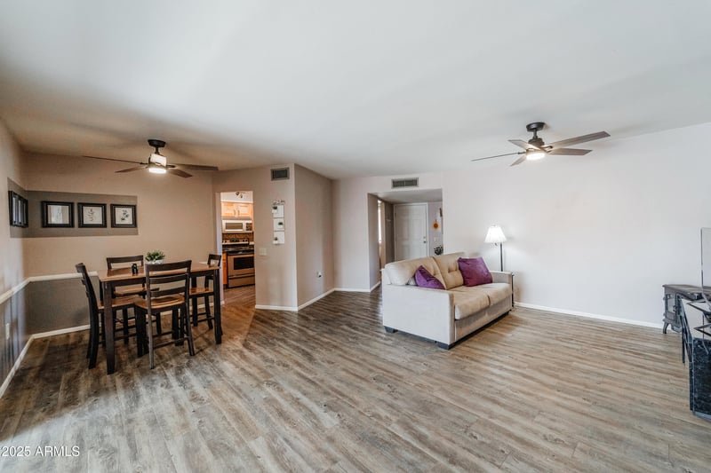 19642 Camino Del Sol Rd, Sun City West, AZ 85375