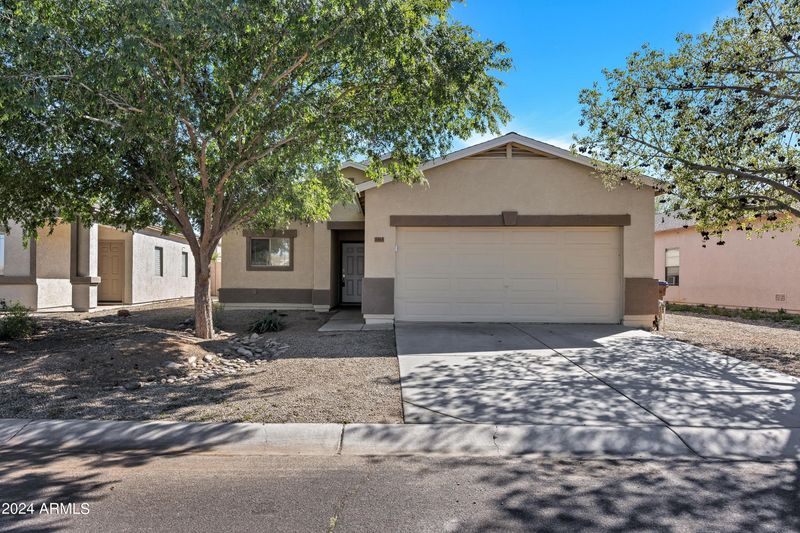 1965 E Saddle Dr, San Tan Valley, AZ 85143
