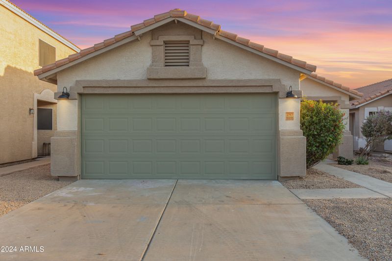 1965 E Wagoner Rd, Phoenix, AZ 85022