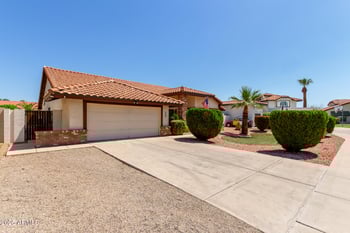 1966 Belmont Dr, Tempe, AZ 85284