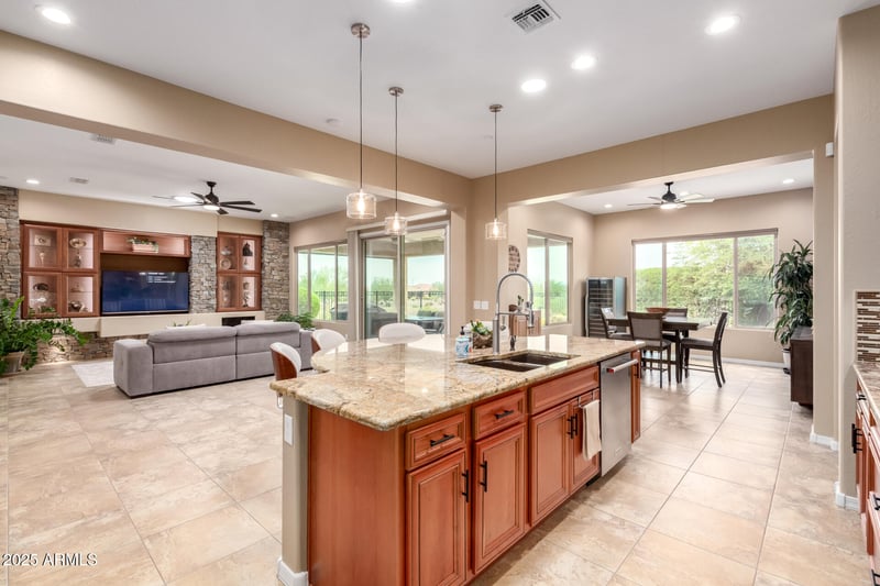 19672 267th Ave, Buckeye, AZ 85396