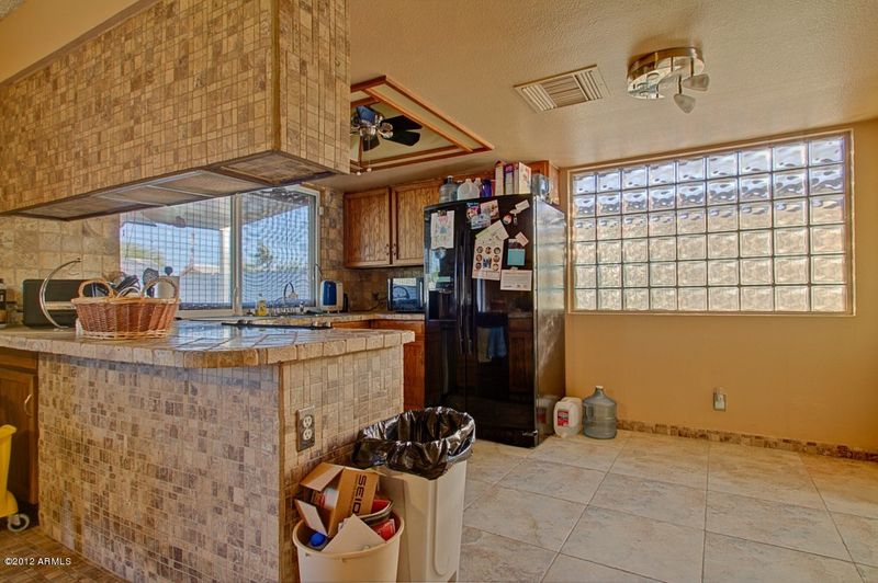 19675 N 3rd Dr, Phoenix, AZ 85027
