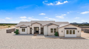 1969 Long Rifle Rd, Phoenix, AZ 85086