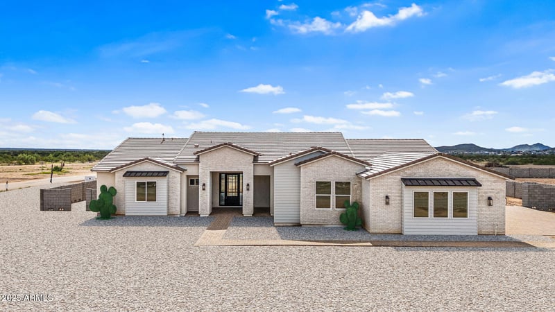 1969 Long Rifle Rd, Phoenix, AZ 85086