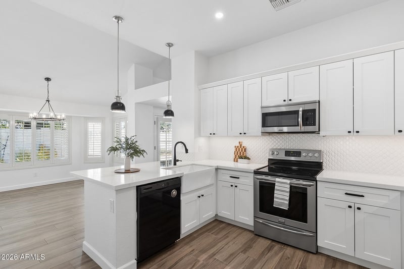 1970 E Sunburst Ln, Tempe, AZ 85284