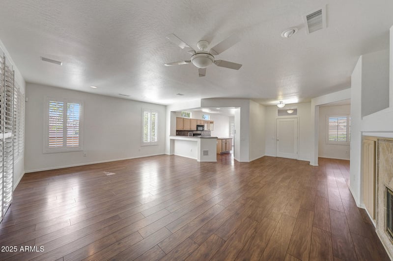 19701 Hidden Ridge Dr, Surprise, AZ 85374