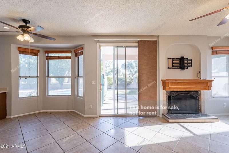 19707 N 69th Ave, Glendale, AZ 85308
