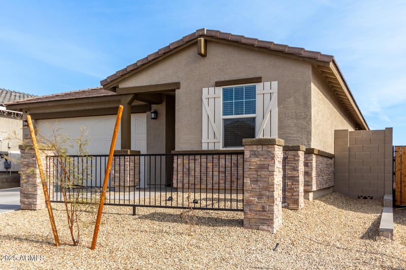 1971 241st Dr, Buckeye, AZ 85326