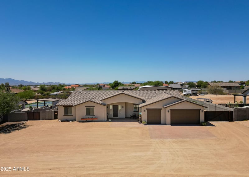 19711 Colter St, Litchfield Park, AZ 85340