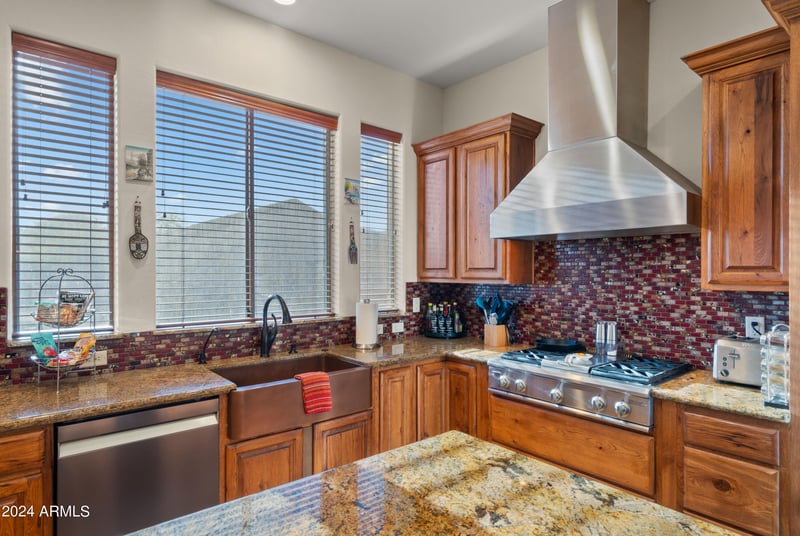 19711 Georgia Ave, Litchfield Park, AZ 85340