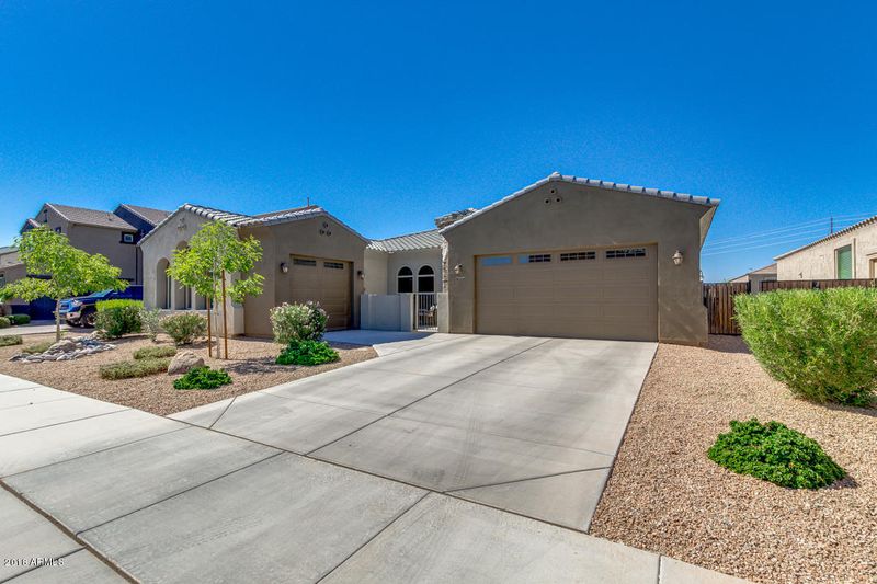19720 E Raven Dr, Queen Creek, AZ 85142