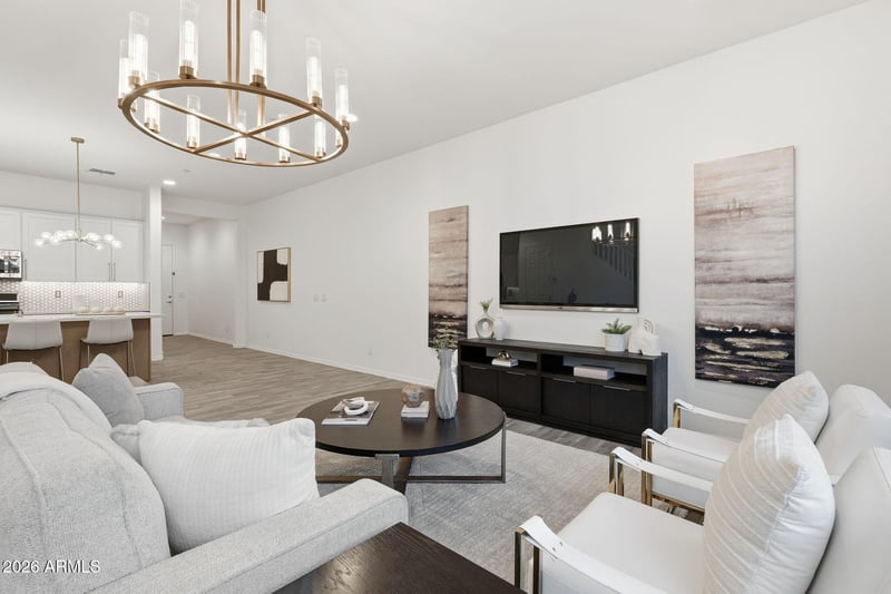 1973 W Kinfield Trl, Phoenix, AZ 85085