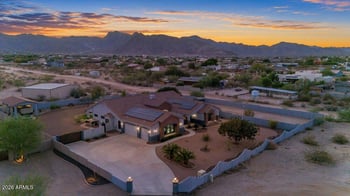 19738 Mariposa Dr, Litchfield Park, AZ 85340