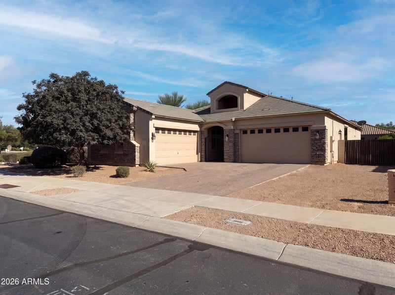 19745 Raven Dr, Queen Creek, AZ 85142