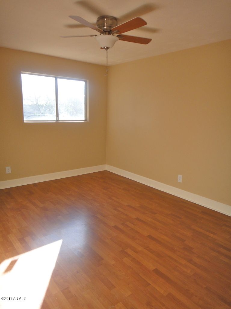 1975 E El Parque Dr, Tempe, AZ 85282
