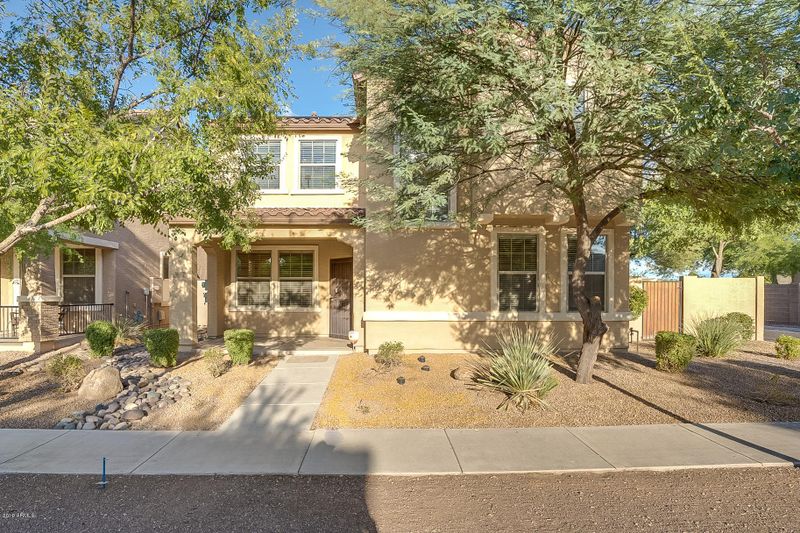 1975 S Colt Dr, Gilbert, AZ 85295