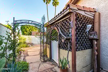 1975 Sunburst Ln, Tempe, AZ 85284