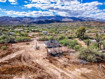 19755 Palo Verde Ln, Black Canyon City, AZ 85324