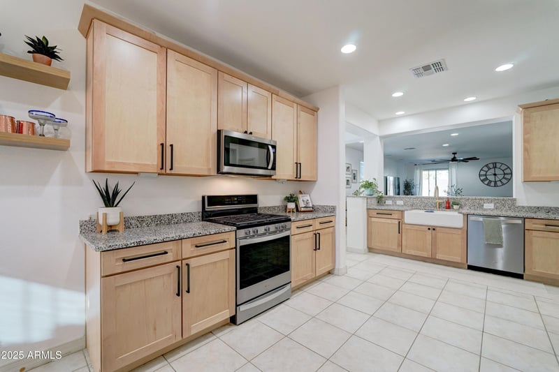 19756 Rancho Dr, Litchfield Park, AZ 85340