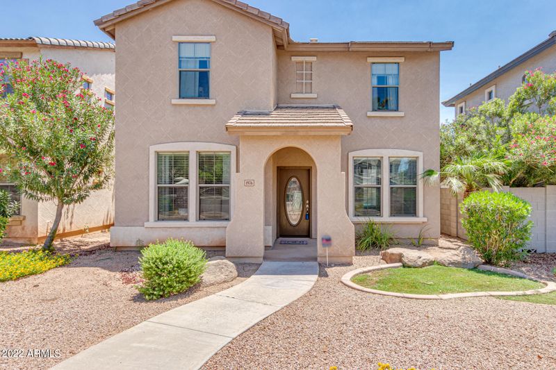 1976 E Harrison St, Gilbert, AZ 85295