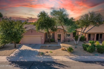19760 Los Altos Way, Surprise, AZ 85374
