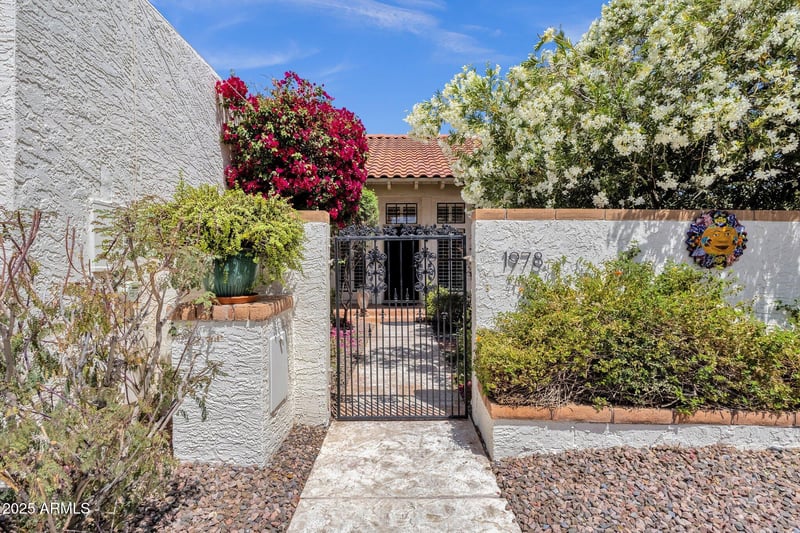 1978 Carver Rd, Tempe, AZ 85284