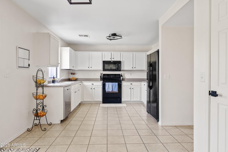 1978 Connemara Dr, San Tan Valley, AZ 85140