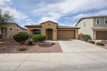 19798 Pinchot Dr, Buckeye, AZ 85396