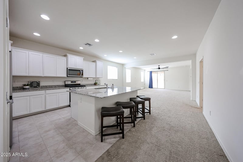 19798 Pinchot Dr, Buckeye, AZ 85396