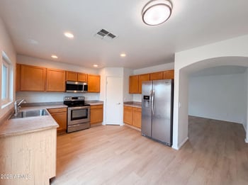 198 222nd Dr, Buckeye, AZ 85326