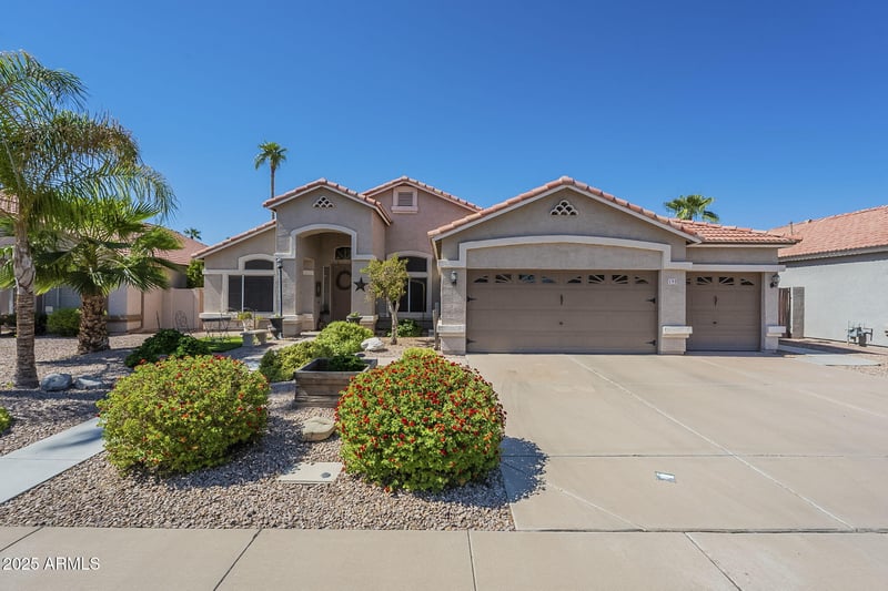 198 Starboard Dr, Gilbert, AZ 85234