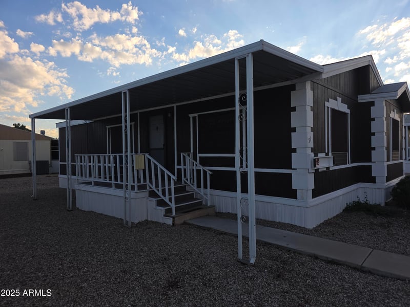 19802 32nd St #51, Phoenix, AZ 85050